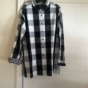 Lafayette 148 gingham check stretch cotton tunic.  Contrasting small check cuff